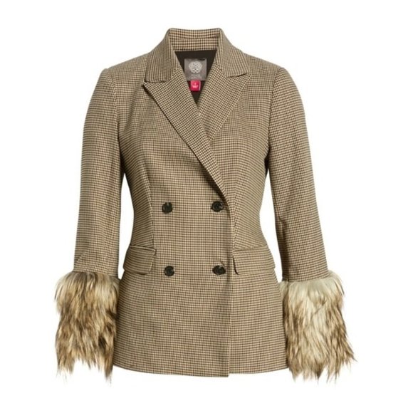 Vince Camuto Jackets & Blazers - Vince Camuto Faux Fur Cuff Blazer - Size 10
